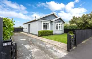 255 Macandrew Road, Forbury