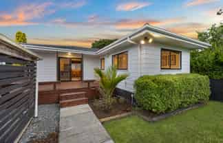 1/18 Darcy Place, Massey