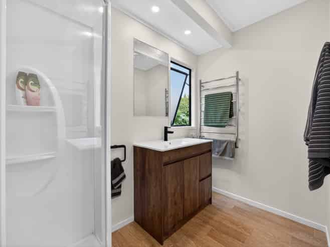 1/18 Darcy Place, Massey