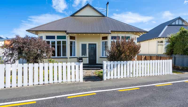 48 Royal Crescent, Saint Kilda