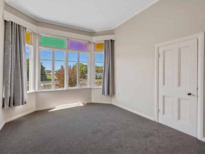 48 Royal Crescent, Saint Kilda