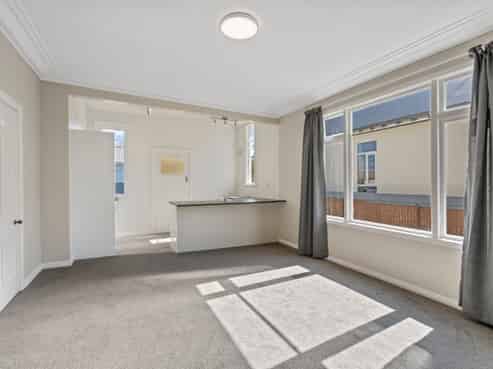 48 Royal Crescent, Saint Kilda