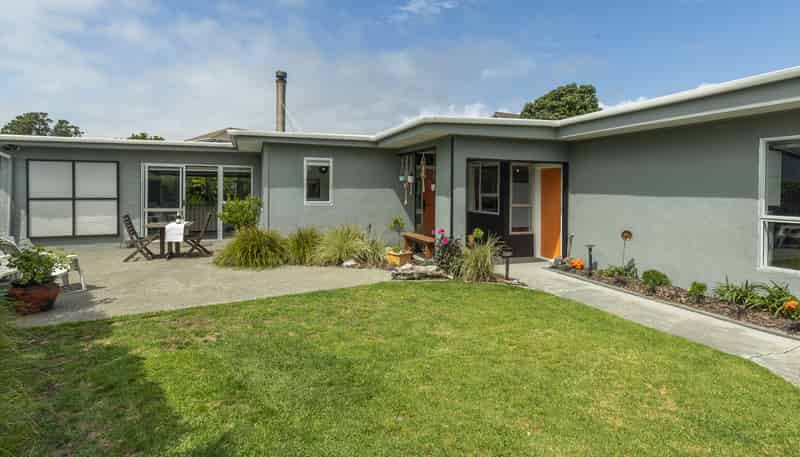 4 Nuhaka Place, PARAPARAUMU BEACH