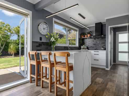 4 Nuhaka Place, Paraparaumu Beach