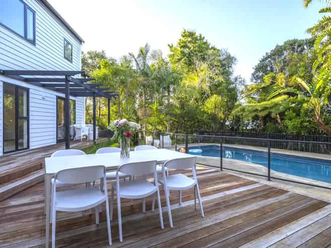 35 Churchouse Road, Greenhithe