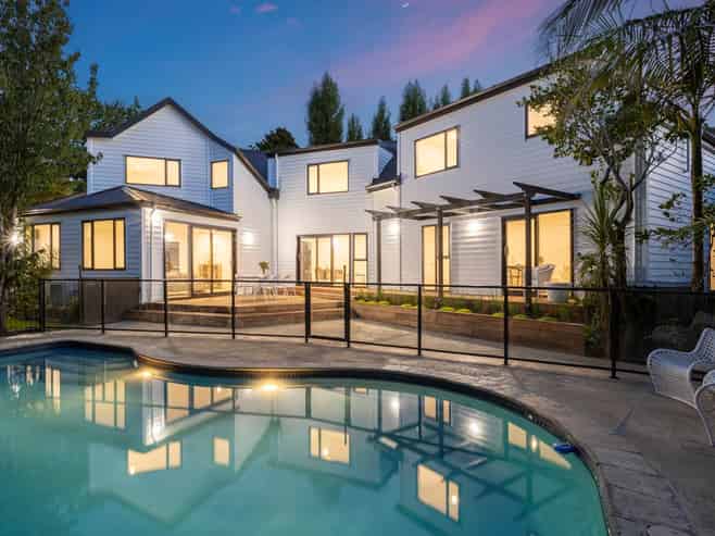 35 Churchouse Road, Greenhithe