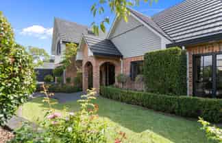 9  Kahala Place, West Harbour