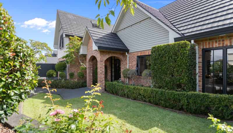 9  Kahala Place, West Harbour