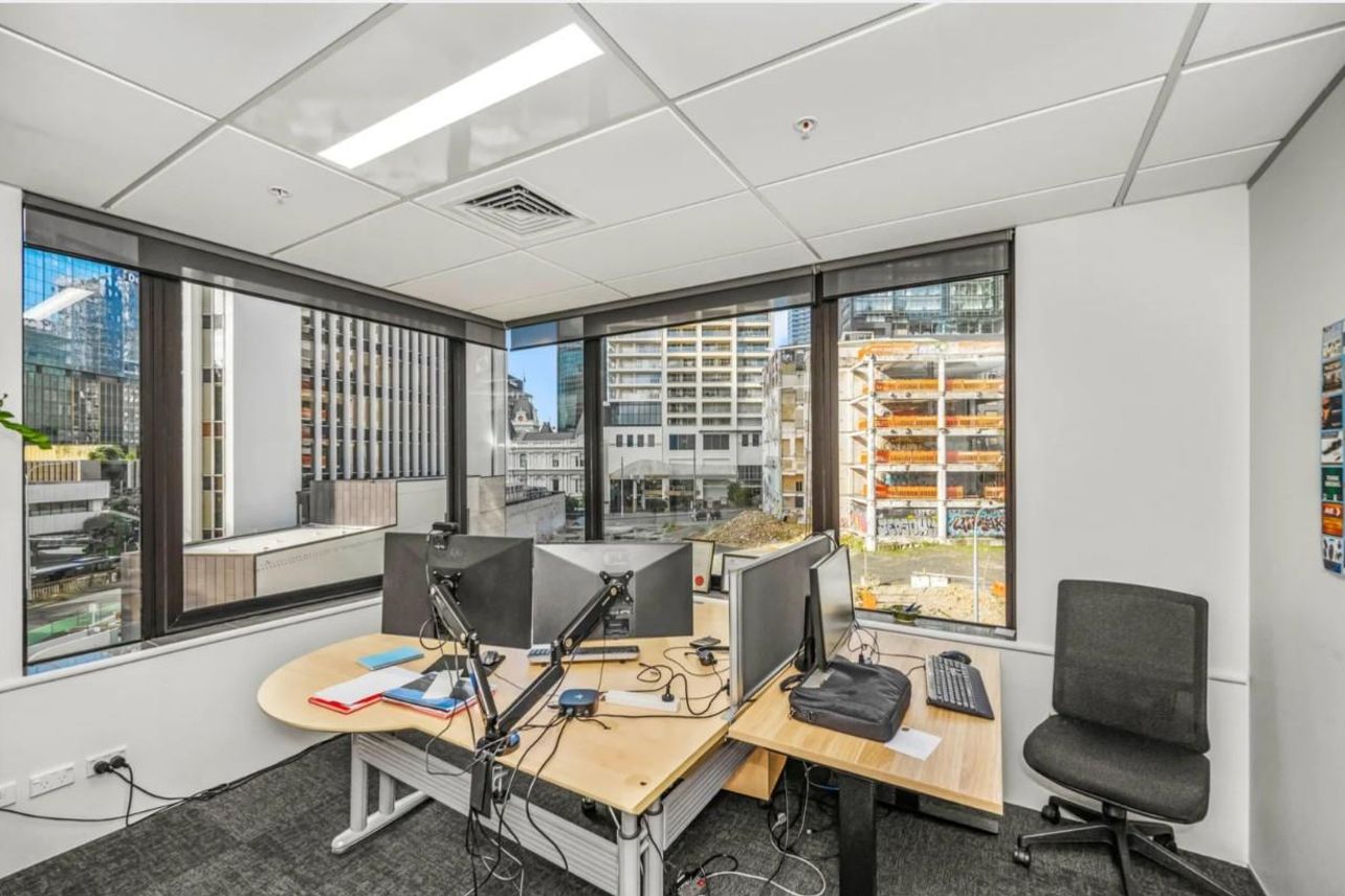 CBRE - Bright, Functional Workspace - Ansicht 5