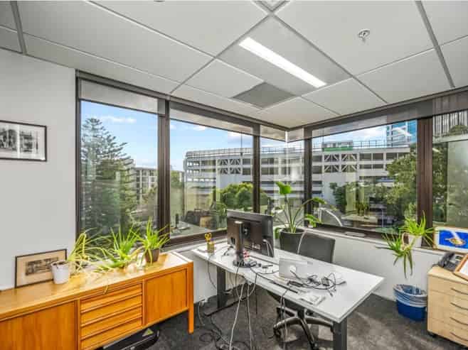 CBRE - Bright, Functional Workspace in a Top-Tier CBD Buildi