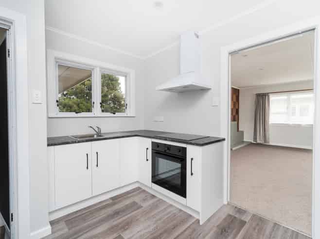 21-21A Nottingham Avenue, Awapuni