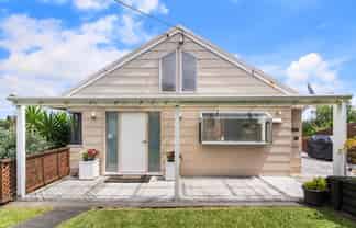 1/37 Teal Crescent, Beach Haven