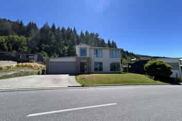 62  Highview Terrace, Queenstown Hill