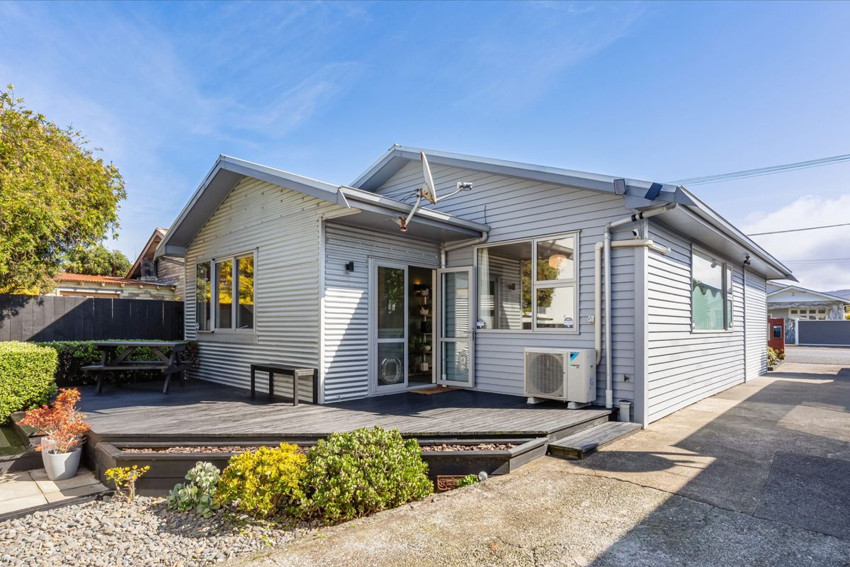Petone living at its best