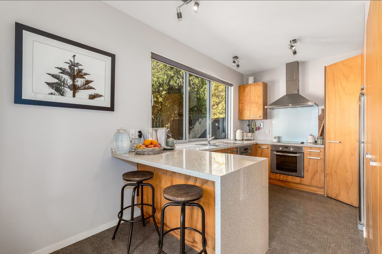 Petone living at its best - Vista 3