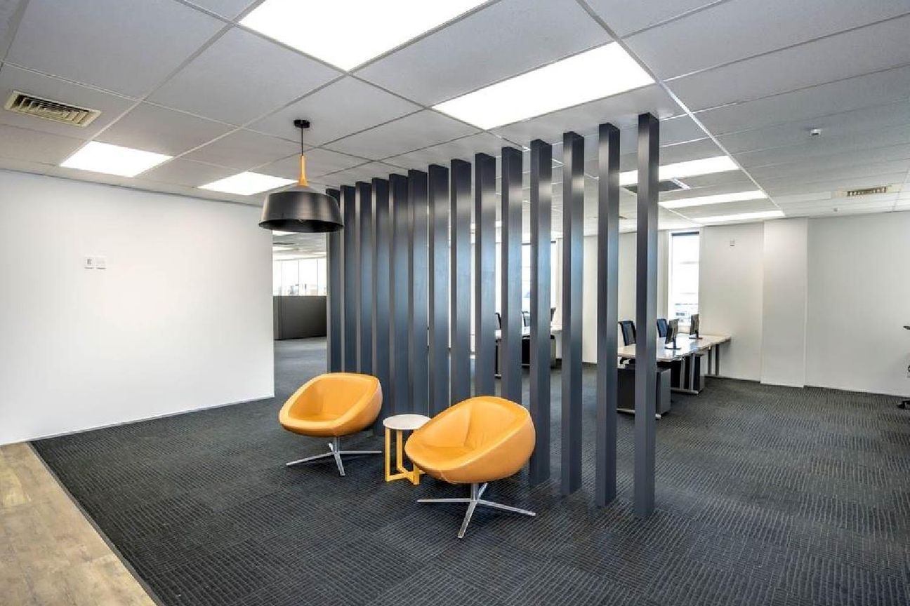 CBRE - Modern Office with Fit-out and a View - Więcej