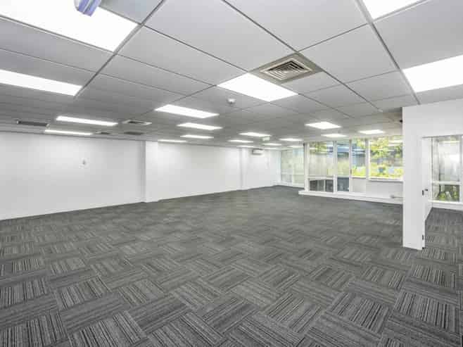 CBRE - Versatile Workspace with Deck and Fresh Finishes