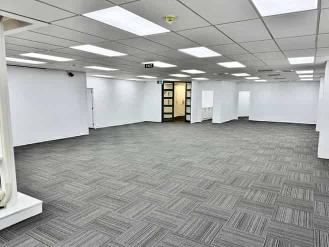 CBRE - Versatile Workspace with Deck and Fresh Finishes