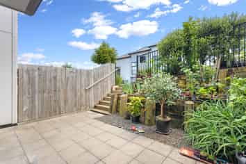 Auckland - Address withheld