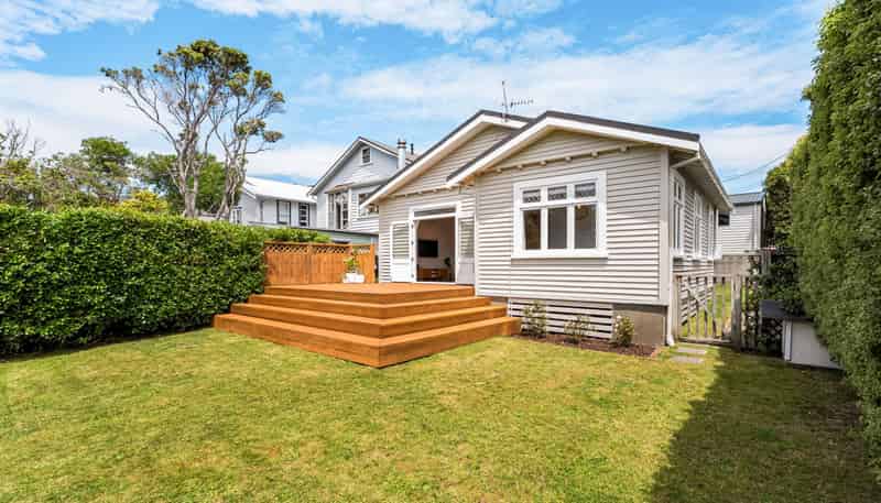 15 Helston Road, Johnsonville