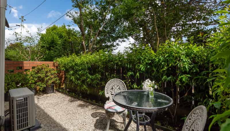 4/83 Lake Road, Devonport