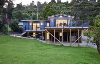 436 Huia Road, Laingholm