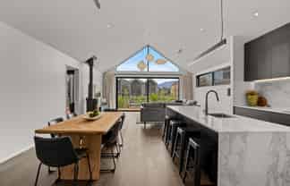 10 Taurus Lane, Jacks Point