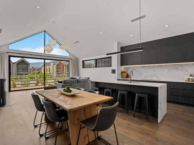 10 Taurus Lane, Jacks Point