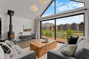 10 Taurus Lane, Jacks Point