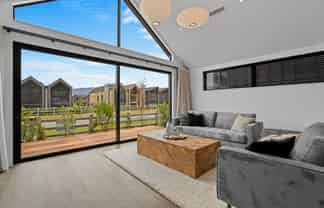 10 Taurus Lane, Jacks Point