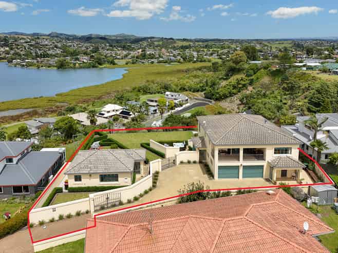 24 & 28 Avocet Avenue, Maungatapu