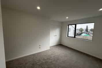 2/1 O'Connell Street, Manurewa