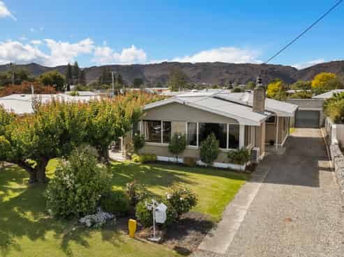 15 Brandon Street, Alexandra