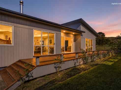 9 John Ross Place, Kairakau