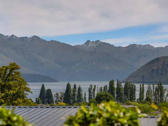 104 West Meadows Drive, Wanaka
