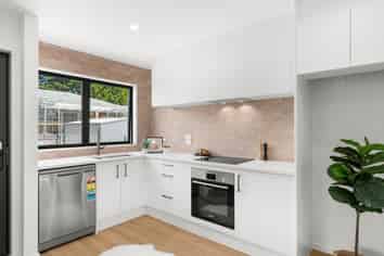 300B Wairakei Road, Bryndwr