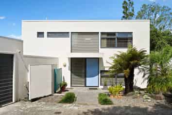 27A Mansel Avenue, Hillcrest