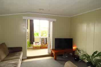 104 Russell Street, Westport