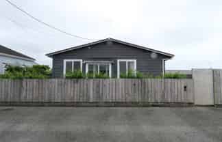 104 Russell Street, Westport