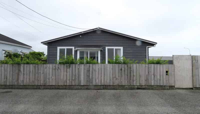 104 Russell Street, Westport