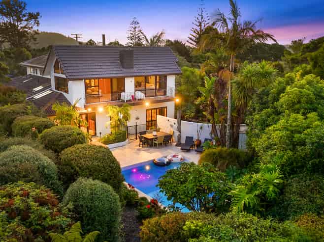 2 Range Road, Swanson