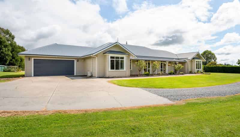15 Twin Oaks Drive, Tamahere