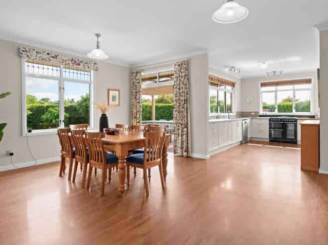 15 Twin Oaks Drive, Tamahere