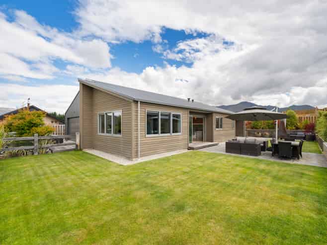 7 Armidale Crescent, Wanaka