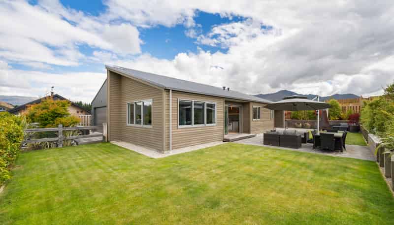 7 Armidale Crescent, Wanaka