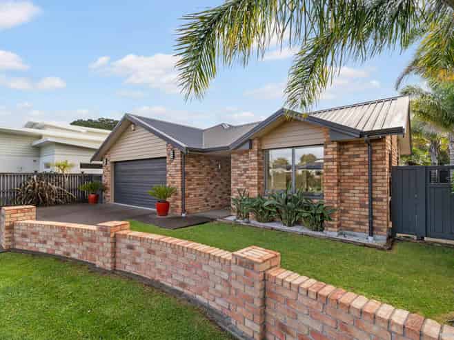 17 Willowgrange Place, Pukekohe