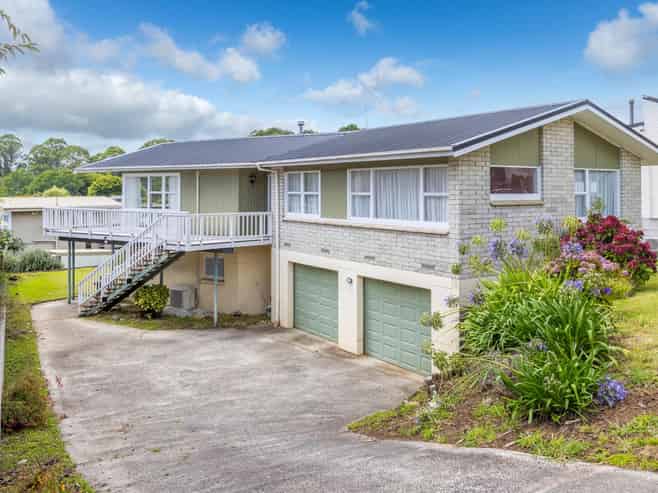 5 Pelorus Street, Glenview