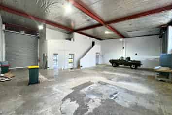 Corner Site Warehouse - $45k pa + GST
