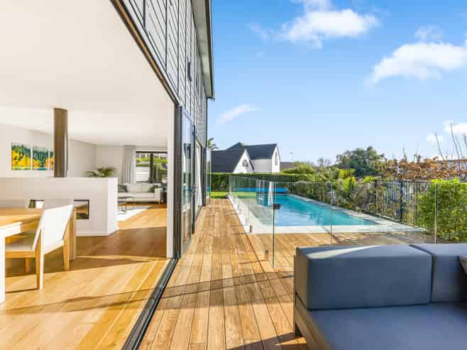 11 Sharon Road, Waiake