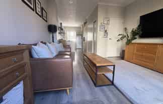 21 Kerewhenua Crescent, Hobsonville